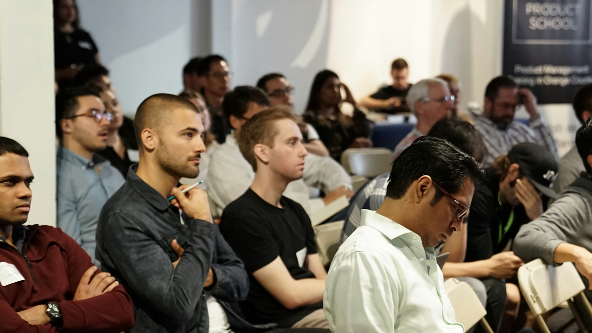 Partie d'échecs — illustration stratégie et changement