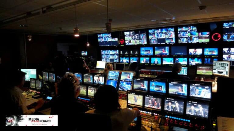 En régie à Canal + pendant la ligue des champions de football